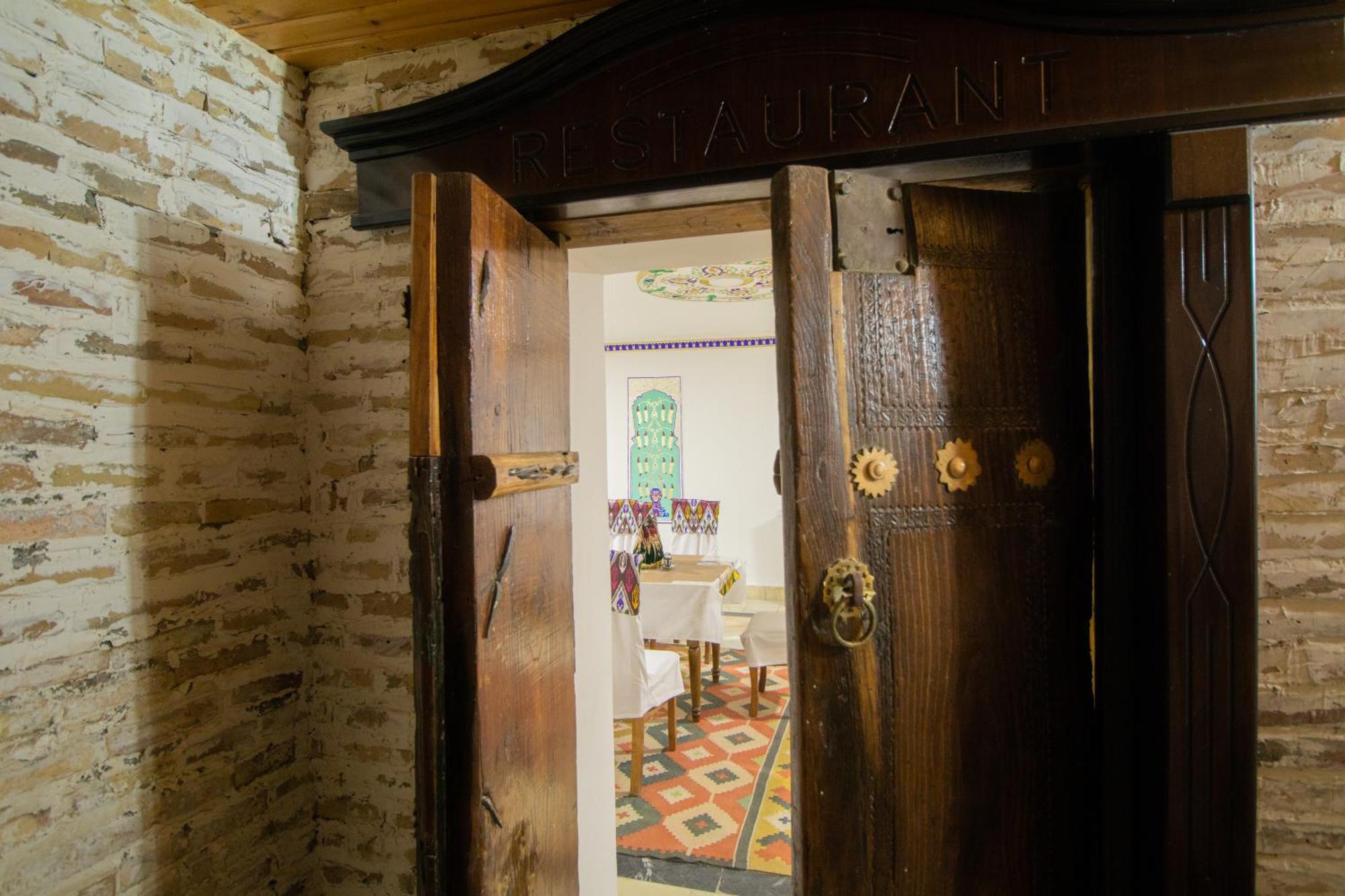 Hotel Zaringiz In Boutique Bukhara Exterior foto